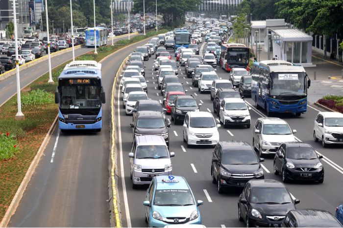 Ch&uacute;ng t&ocirc;i c&oacute; mặt để hỗ trợ qu&yacute; kh&aacute;ch tr&ecirc;n mọi cung đường&nbsp;